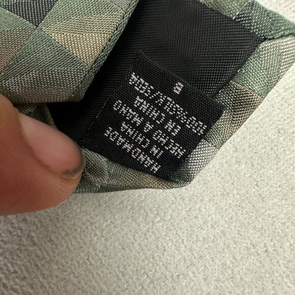 Van Heusen Stain Resistant Mens Tie Geometric Green Gold Diamond Silk Blend - Picture 5 of 6